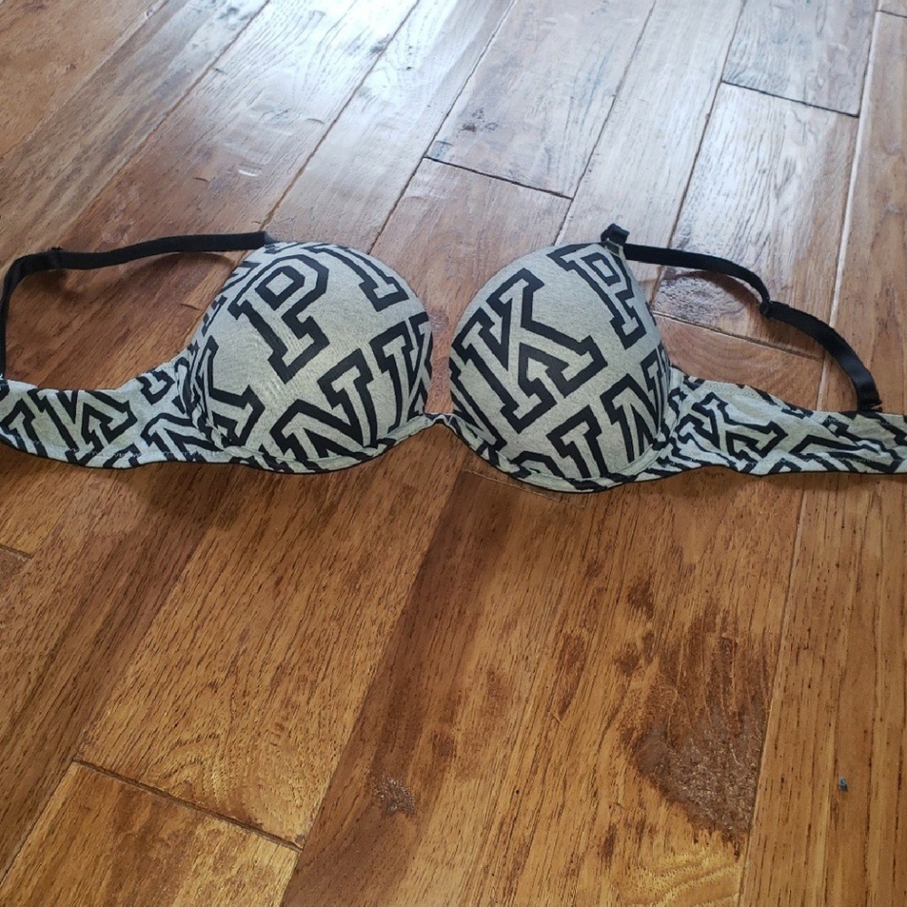 NWOT VS Very Sexy Push-Up 36C